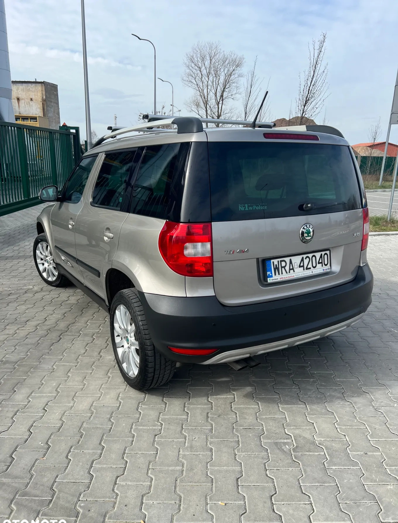 Skoda Yeti cena 28900 przebieg: 260000, rok produkcji 2011 z Radom małe 106